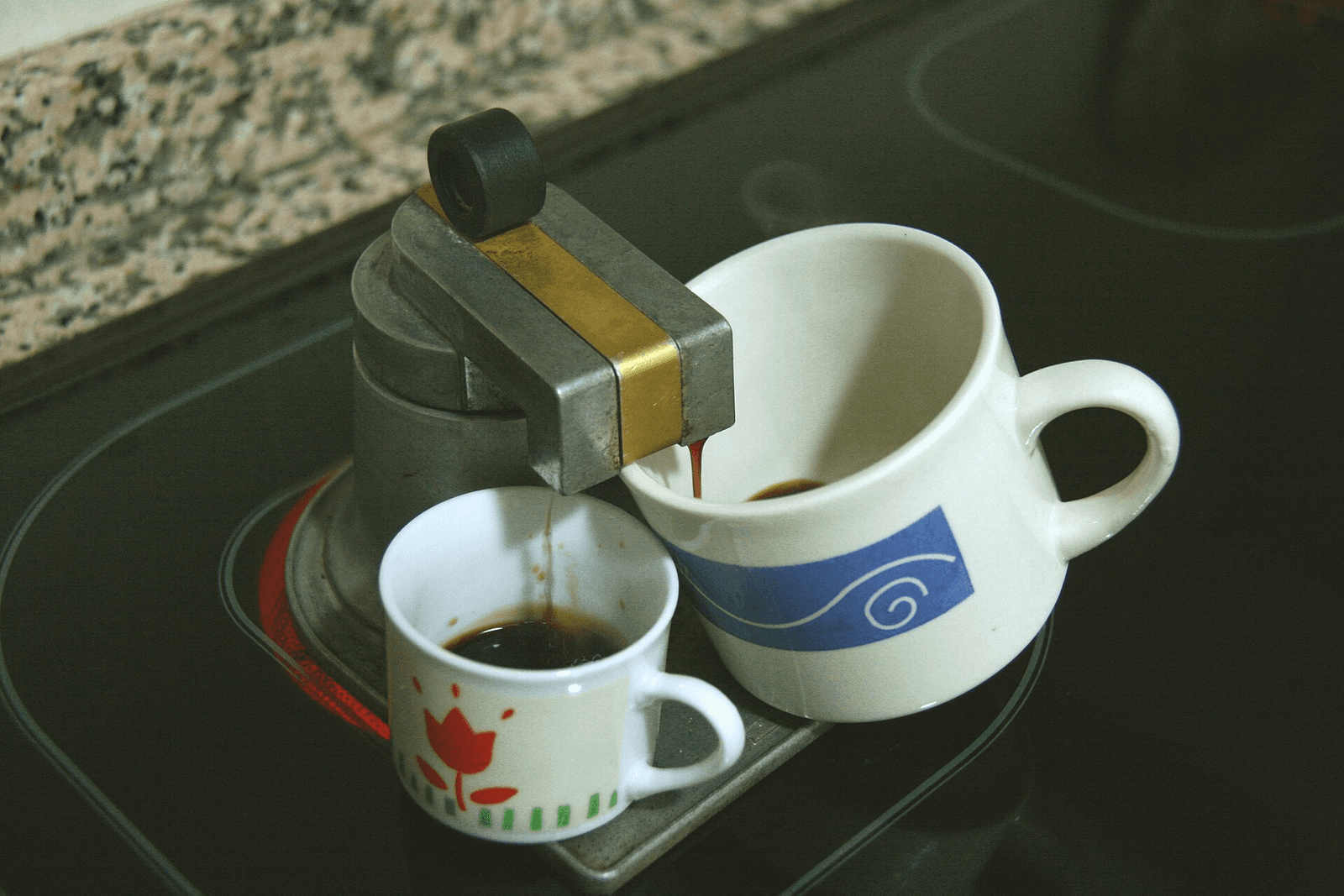 Ngopi sore bikin melek? Stop kafein 6 sampai 8 jam, batasi 400 mg per hari